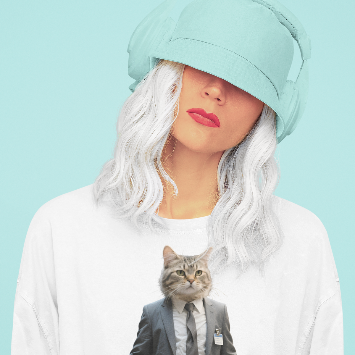 Office Worker Cat - Pets With Day Jobs Unisex T-Shirt