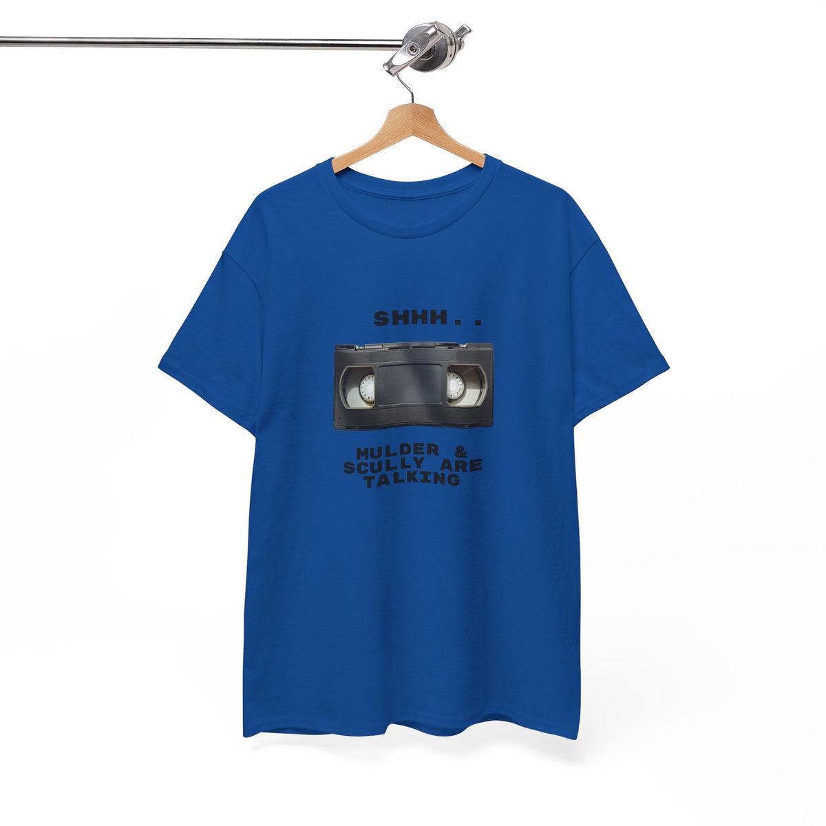 Shhh Mulder & Scully Are Talking  - Unisex T-shirt