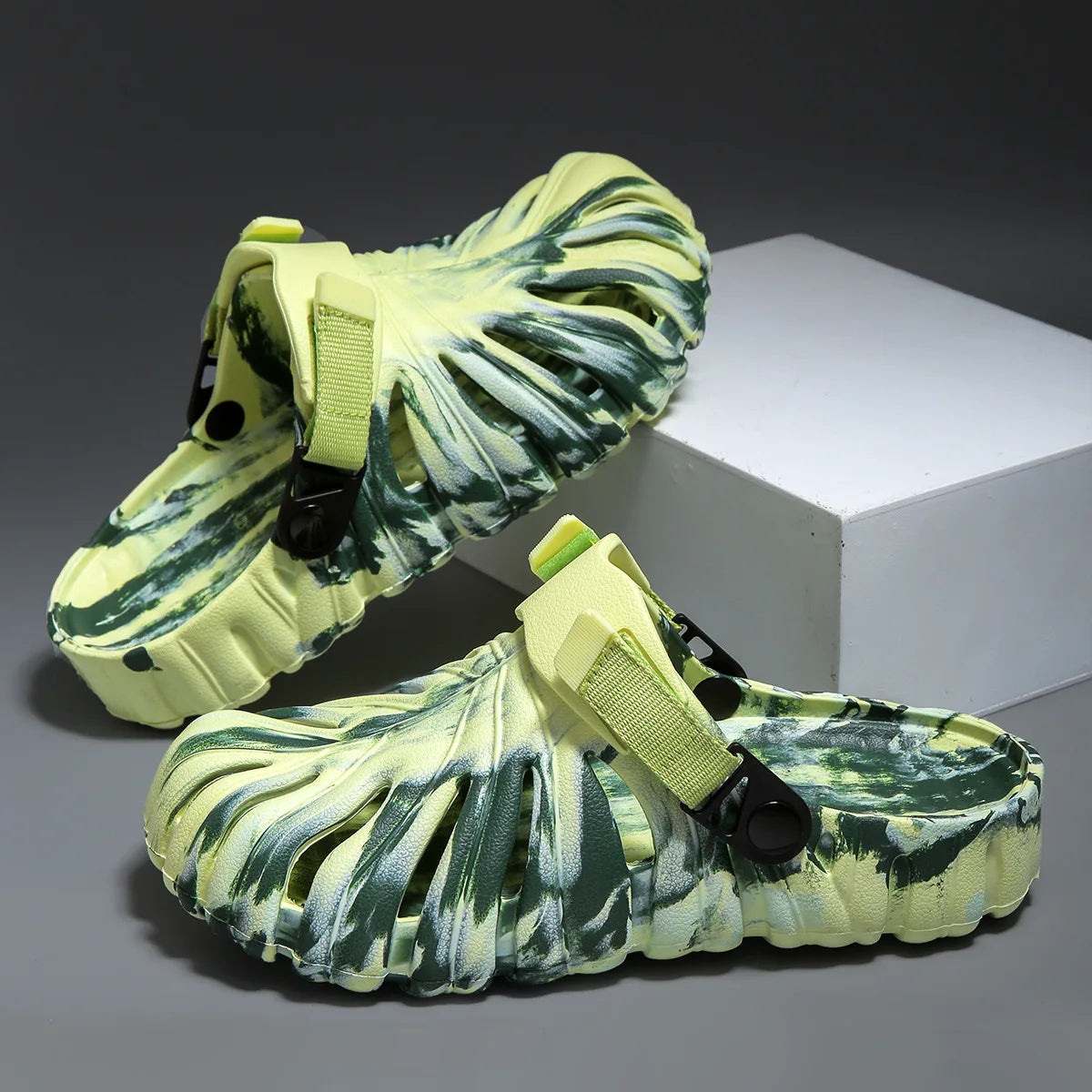 Monstera EVA Slides – Sculpted Leaf Vent Comfort Slippers