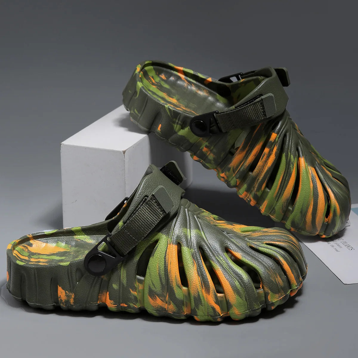 Monstera EVA Slides – Sculpted Leaf Vent Comfort Slippers